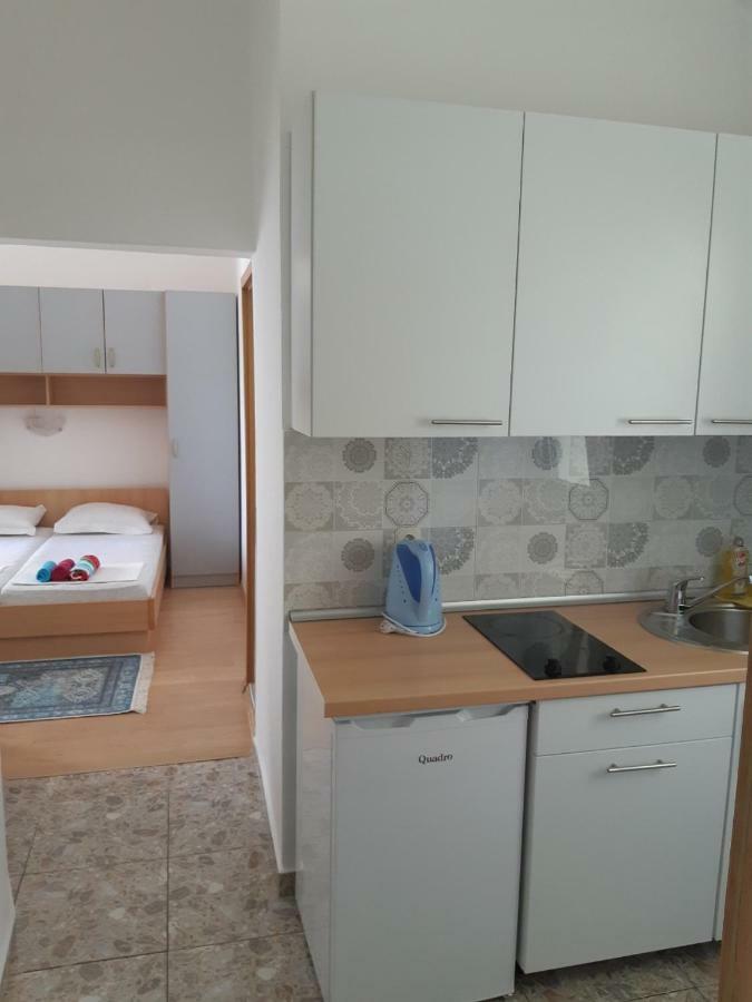 Villa Star ดริเวนิก ภายนอก รูปภาพ
